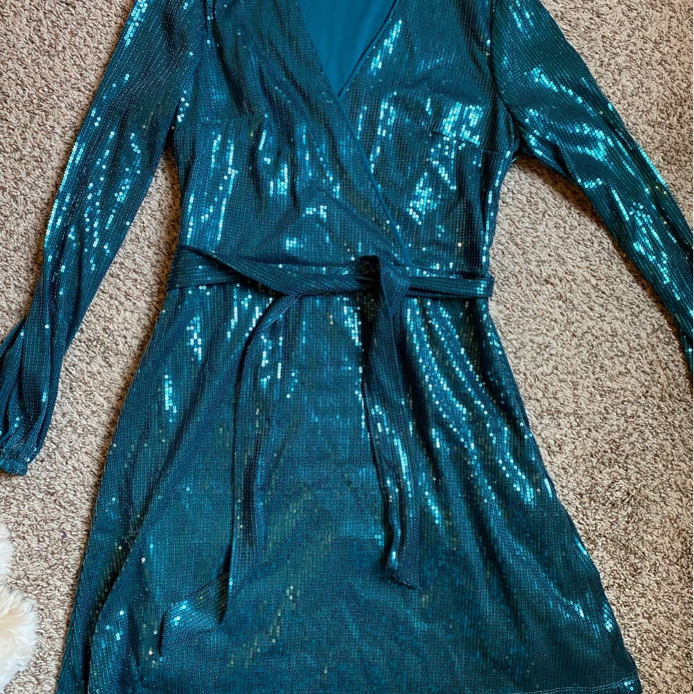 Shimmering Teal Long Sleeve Dress